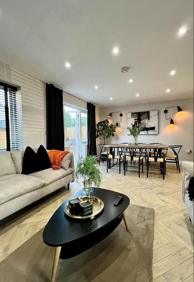Charming 3-Bed House With 1 Parking Space Canterbury Exterior photo