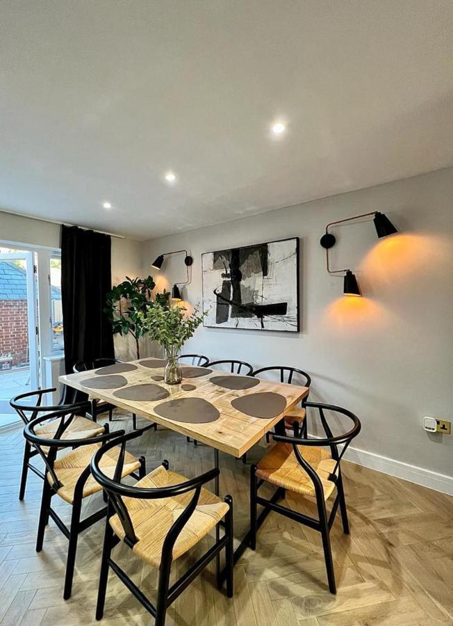 Charming 3-Bed House With 1 Parking Space Canterbury Exterior photo