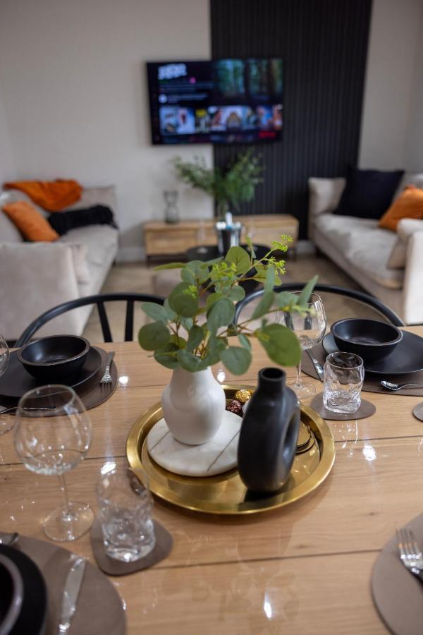 Charming 3-Bed House With 1 Parking Space Canterbury Exterior photo